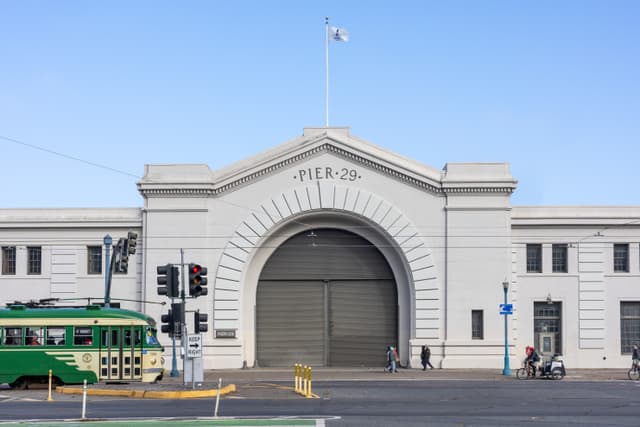 Direct front view of Pier 29